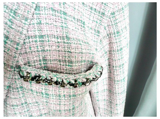 Chanel Rosa und Grüne Tweed-Jacke - Ansicht 4