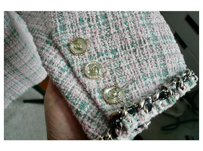 Chanel Rosa und Grüne Tweed-Jacke - Ansicht 5