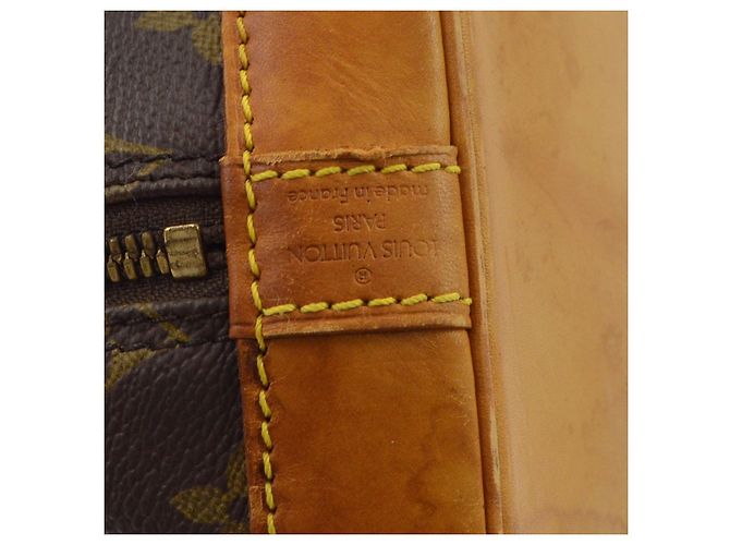 Louis Vuitton Alma Monogram Canvas PM - vue 5