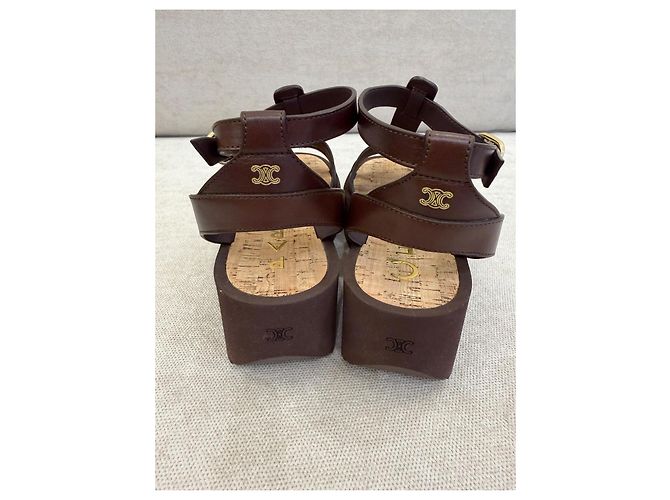Céline Celine Triomphe sandalias de cuña en cuero marrón - vista 2