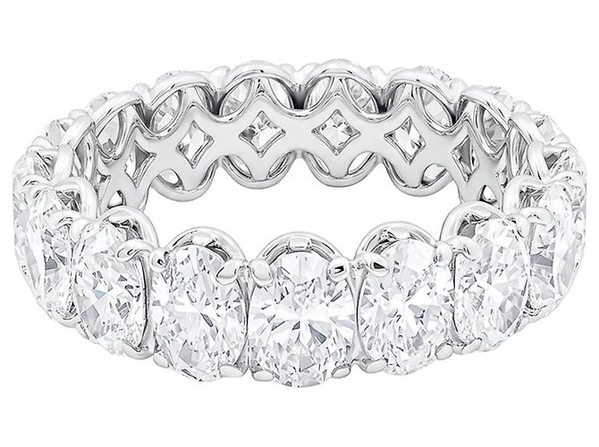Autre Marque Ewigkeitsring mit ovalen Diamanten, Weißgold. - Ansicht 4