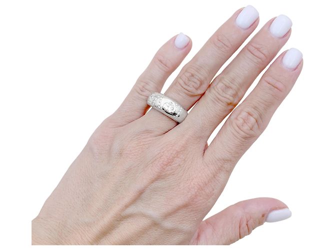 Anello Chopard "LOVE" oro bianco e diamanti. - vista 5
