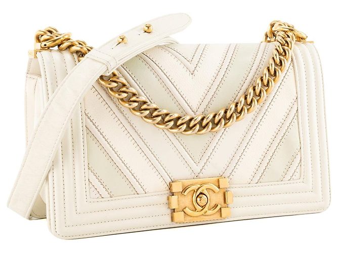 CHANEL - Borsa a tracolla Boy Chanel in pelle caviar e pelle liscia bianca chevron - vista 2