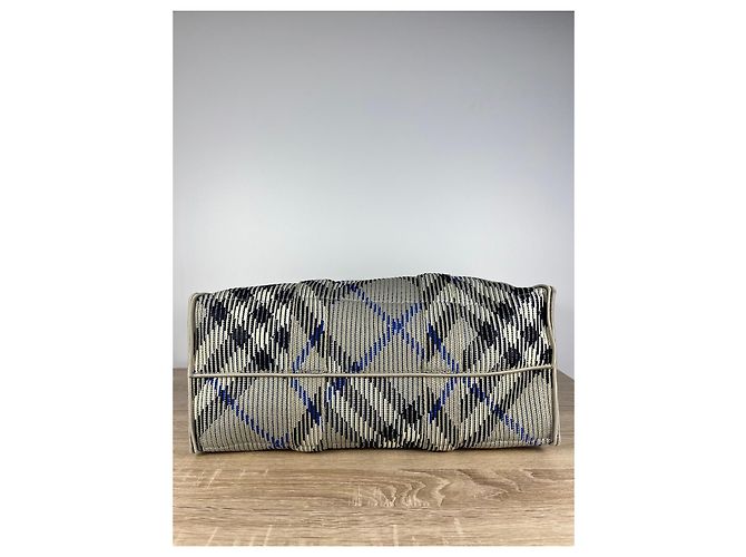 Burberry Shopper aus kariertem Canvas - Ansicht 10