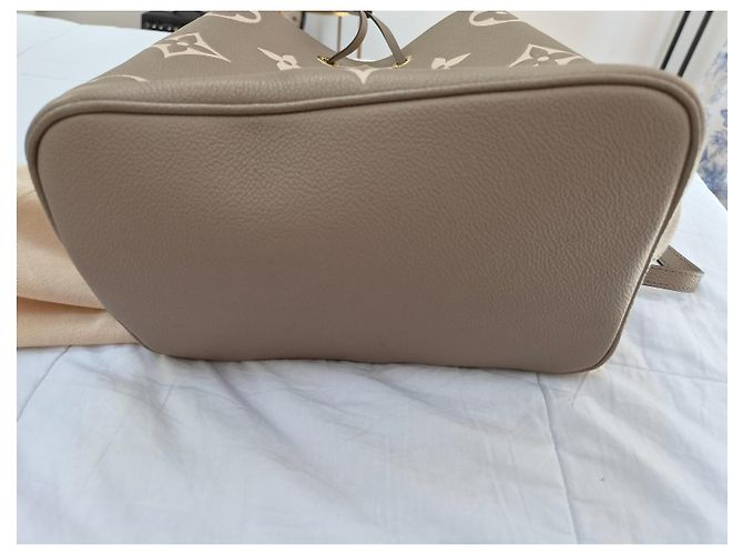 Louis Vuitton NéoNoé Monogram Borsa a Secchiello Taupe - vista 5