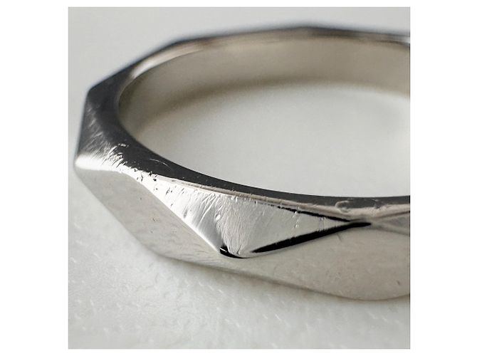 Boucheron Facet Ring aus Platin - Ansicht 5