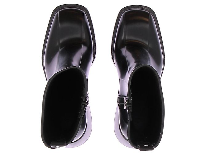 Chloé Betty Boots Black Leather - view 4