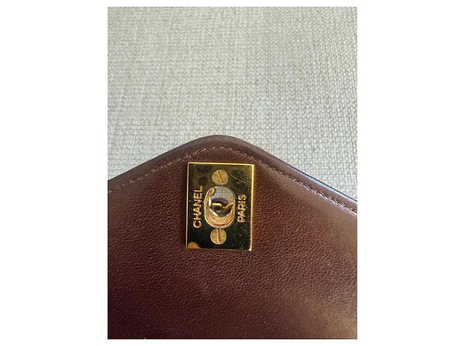 Borsa Chanel Medium Classic Envelope Flap Bag Pelle di Agnello Marrone - vista 10