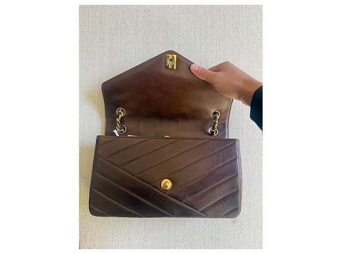 Borsa Chanel Medium Classic Envelope Flap Bag Pelle di Agnello Marrone - vista 9