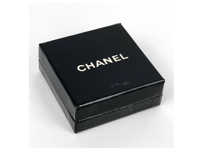 Boucles d'oreilles clips Chanel plaquées or - vue 7