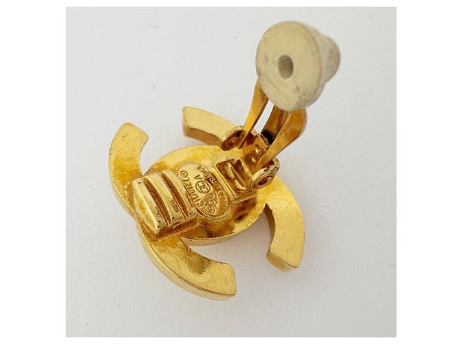 Boucles d'oreilles clips Chanel Gold - vue 3