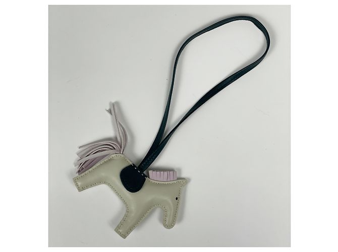 Hermès Hermes Rodeo PM Handbag Charm - vista 2
