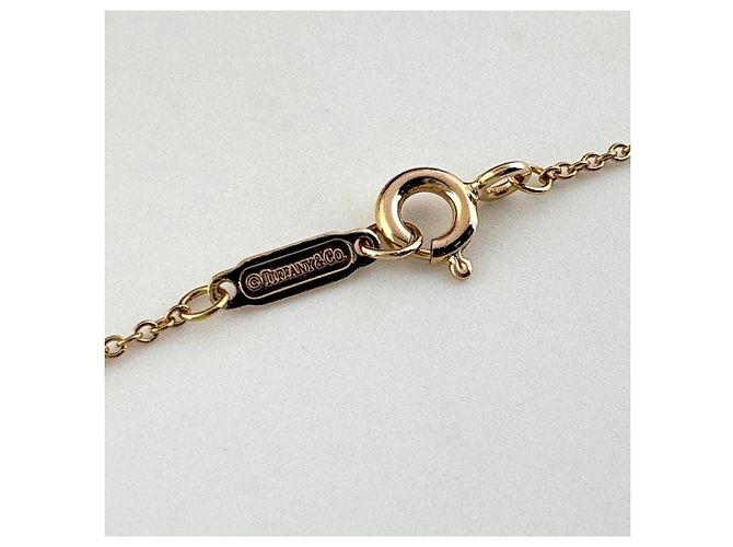 Autre Marque Collana con pendente Tiffany & Co. Mini Lock Heart in oro rosa - vista 5