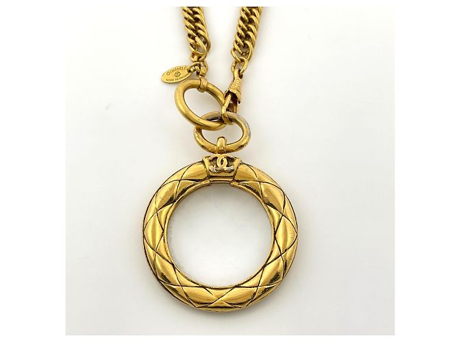 Collier Chanel plaqué or avec loupe Coco Mark - vue 2