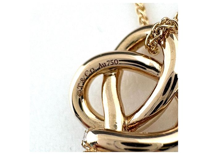 Autre Marque Collana con pendente Tiffany & Co. Knot Key in oro rosa - vista 4