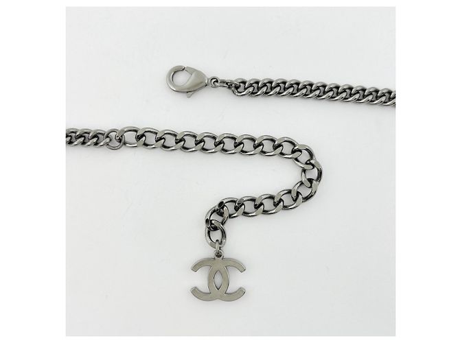 Collier Chanel en strass argenté - vue 3