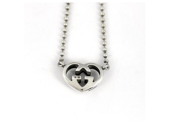 Collar Gucci de plata con diseño de corazón Interlocking G - vista 2