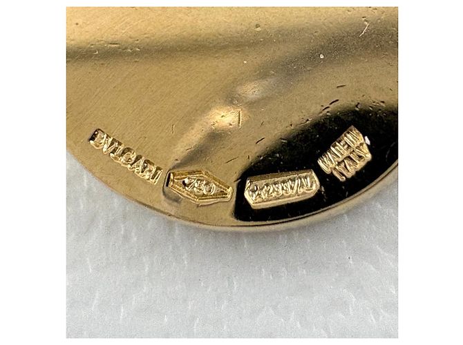 Bulgari Collana con pendente Bvlgari in oro giallo e diamanti pavé - vista 6