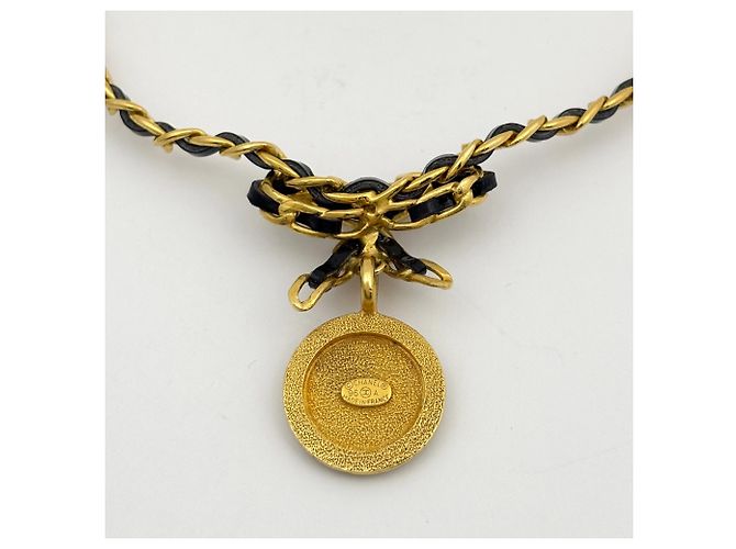 Collana Chanel placcata oro con dettagli in pelle e strass - vista 2