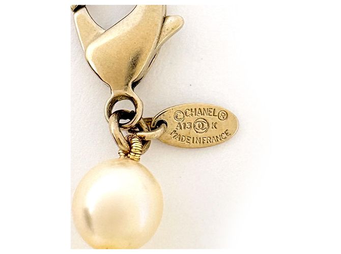 Collier Chanel plaqué or avec logo Coco Mark - vue 6