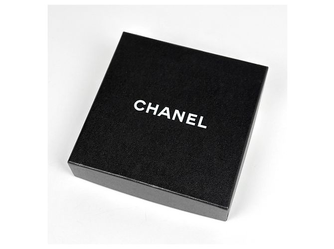 Collier Chanel plaqué or avec logo Coco Mark - vue 7