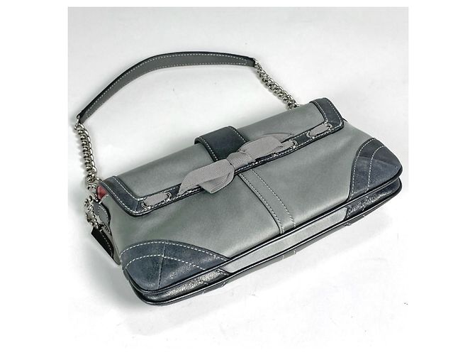 Bolsa/Clutch Coach em cetim cinza - vista 2
