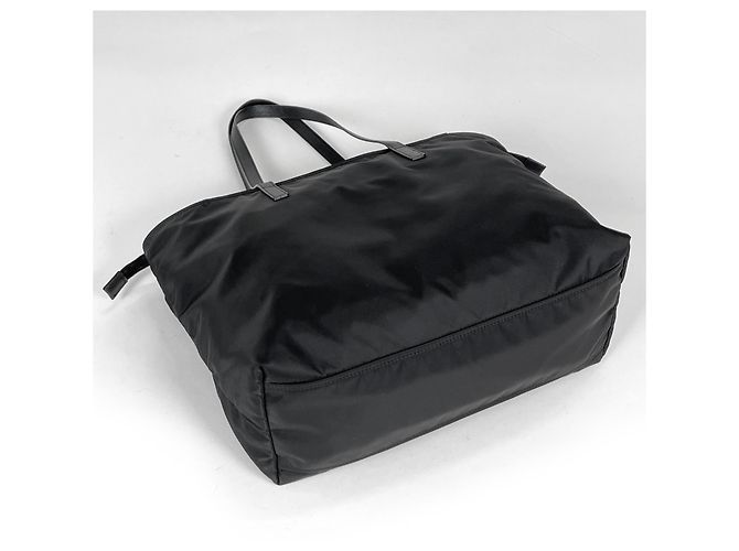 Borsa Tote Prada in nylon e pelle nera - vista 2