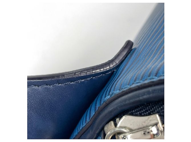 Bumbag Borsello da cintura Louis Vuitton in pelle Epi - vista 5