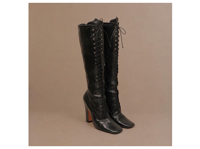 Alaïa Black Leather Lace-Up Block Heel Boots - view 7