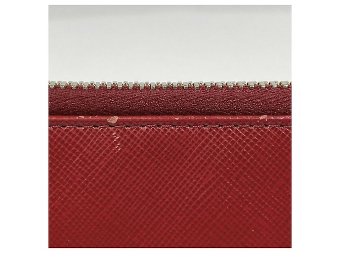 Cartera larga Prada de piel Saffiano en rojo - vista 4