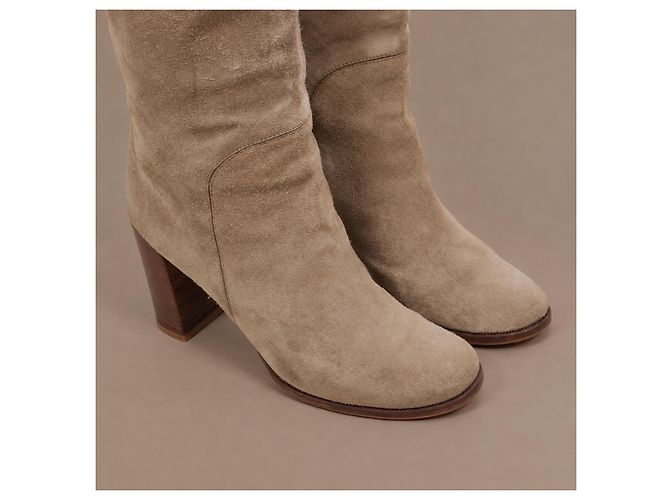 Céline Celine Kniehohe Stiefel aus grauem Wildleder - Ansicht 9
