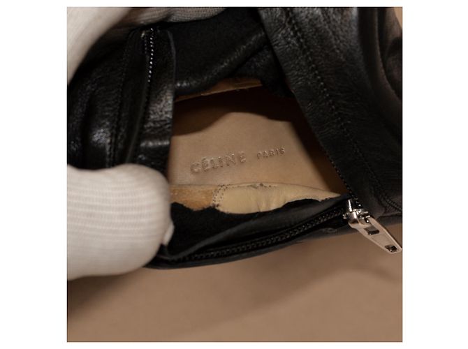 Céline Stivali Cuissard in Pelle Nera - vista 16