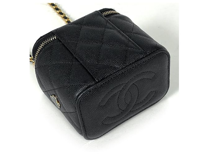 Borsa a tracolla Chanel Matelassé in pelle di vitello martellata nera - vista 4