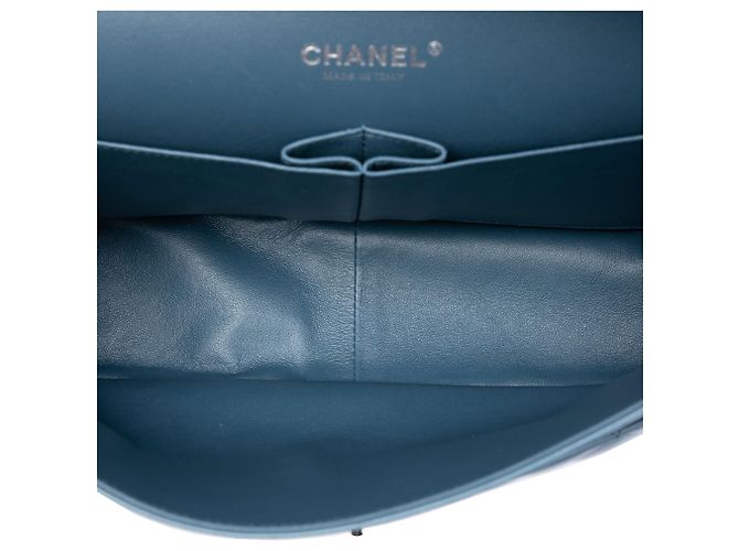 Chanel Blue Jumbo Classic Lambskin Double Flap - vista 4