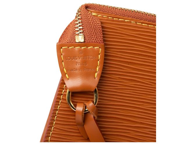 Louis Vuitton Brown Epi Pochette Accessoires - vista 5