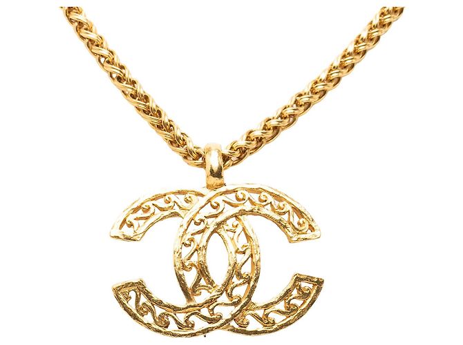 Collana con pendente filigrana Chanel Gold CC placcata oro - vista 2