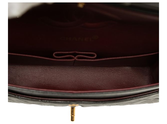 Chanel Black Medium Classic Lambskin Double Flap - vista 4