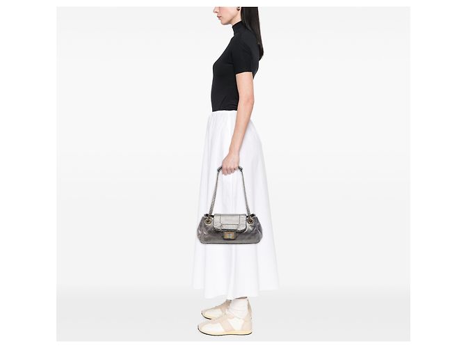 Chanel Silver Metallic Perforated Calfskin Reissue 2.55 Drill Accordion Flap - vista 6