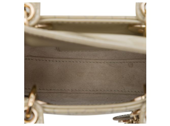Dior Beige Micro Patent Cannage Lady Dior - vista 4