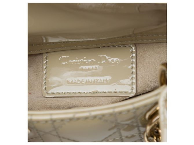 Dior Beige Micro Patent Cannage Lady Dior - vista 5