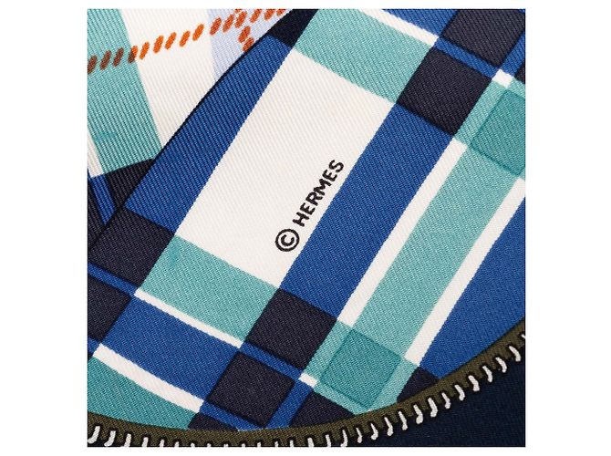Hermès Brown L Elegance et le Confort en Automobile Silk Scarf 90 - vista 3