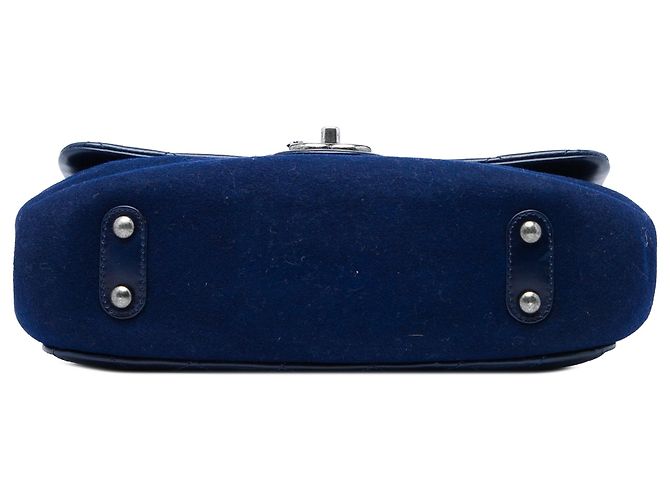 Bolsa Tiracolo Chanel Blue CC em pele de cordeiro acolchoada e lã - vista 3