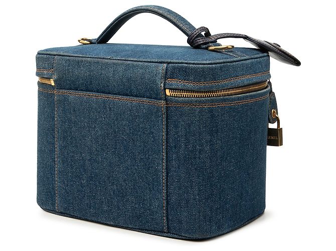 Borsa beauty Chanel Blue CC Denim Vanity Bag - vista 2