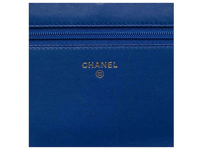 Portafoglio Chanel Blue CC Lambskin Studded Wallet On Chain - vista 5