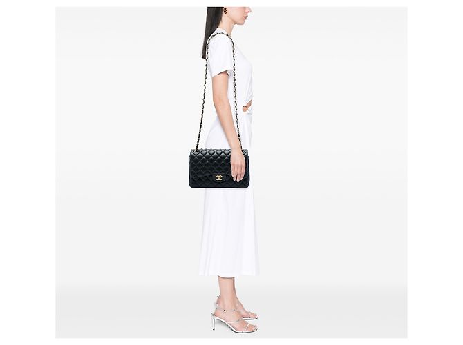 Chanel Black Jumbo Classic Lambskin Double Flap - vista 5