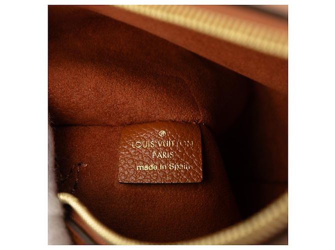 Pouch Louis Vuitton Brown Monogram Giant Empreinte Neverfull MM - vista 5