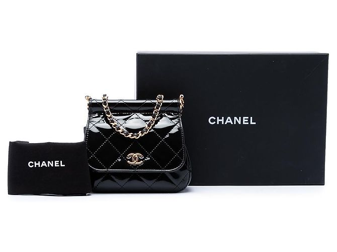 Clutch Chanel Black CC Quilted Patent Frame con cadena - vista 7