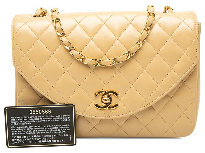 Chanel Beige CC Quilted Lambskin Round Flap - vista 7