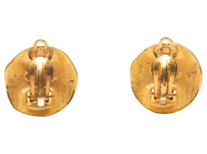Orecchini a clip rotondi placcati oro Chanel Gold CC - vista 2