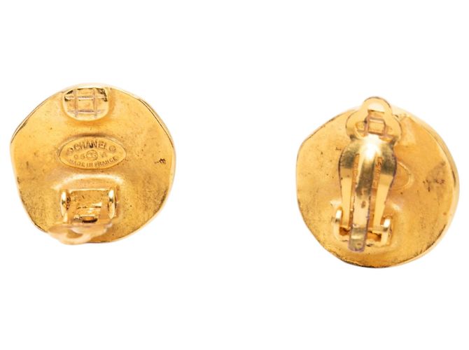Orecchini a clip rotondi placcati oro Chanel Gold CC - vista 3